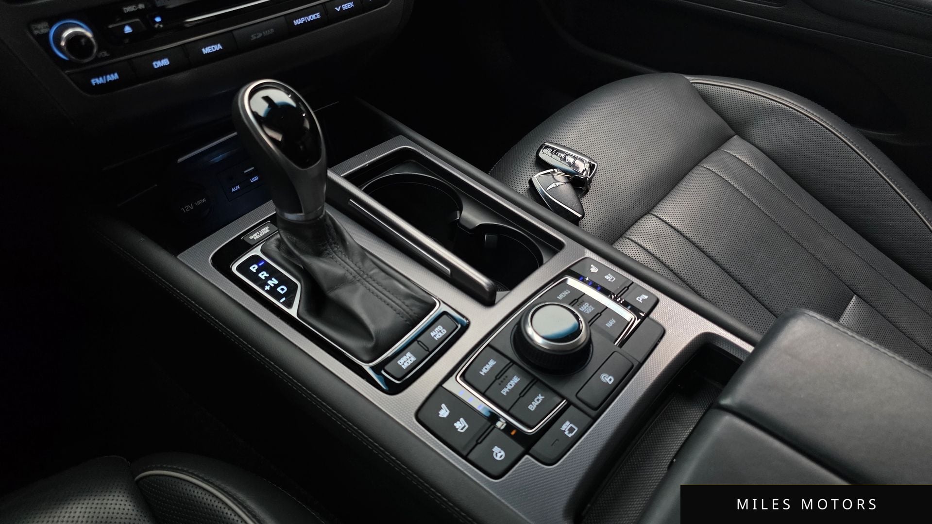 Hyundai Genesis 2016 — миниатюра 12