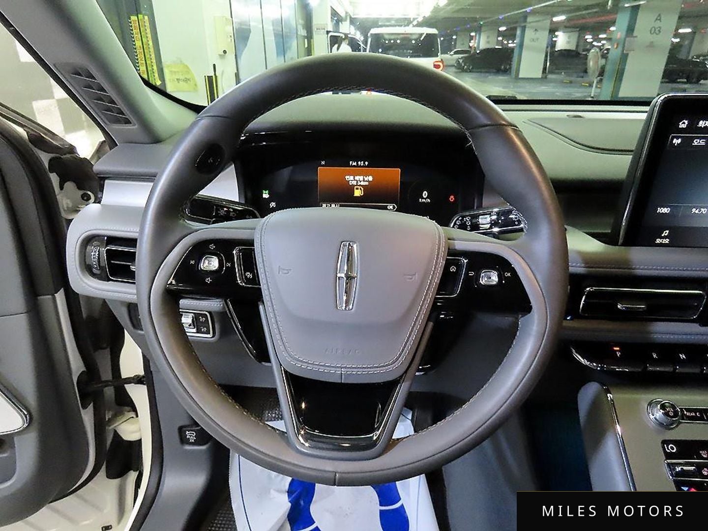 Lincoln Aviator 2020 — миниатюра 8