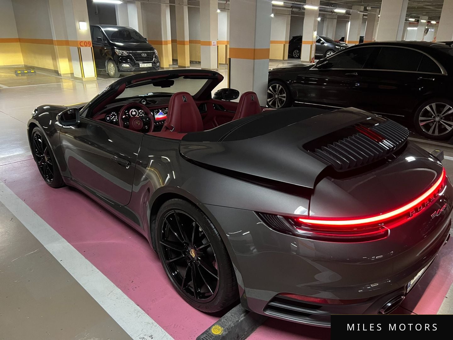 Porsche 911 (992) 2024 — миниатюра 4