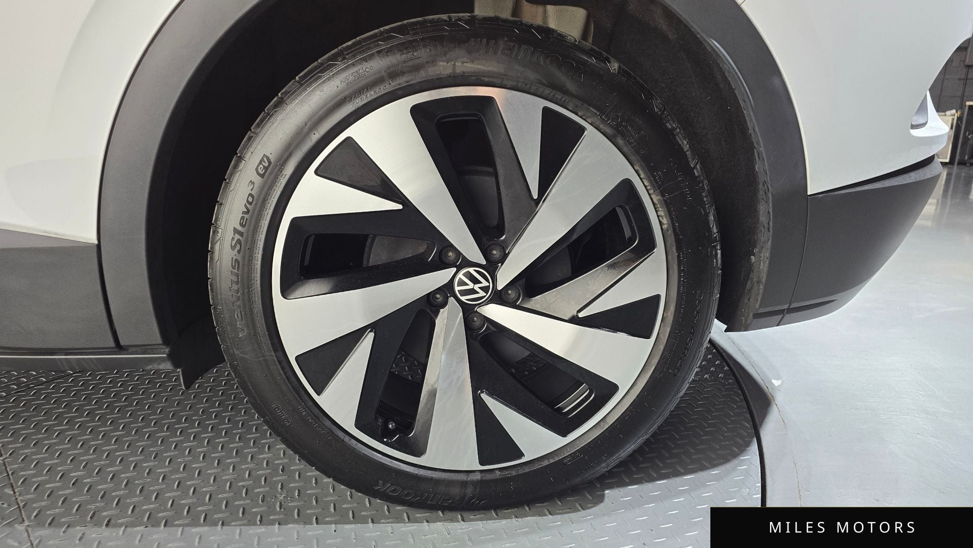 Volkswagen ID.4 2023 — миниатюра 6