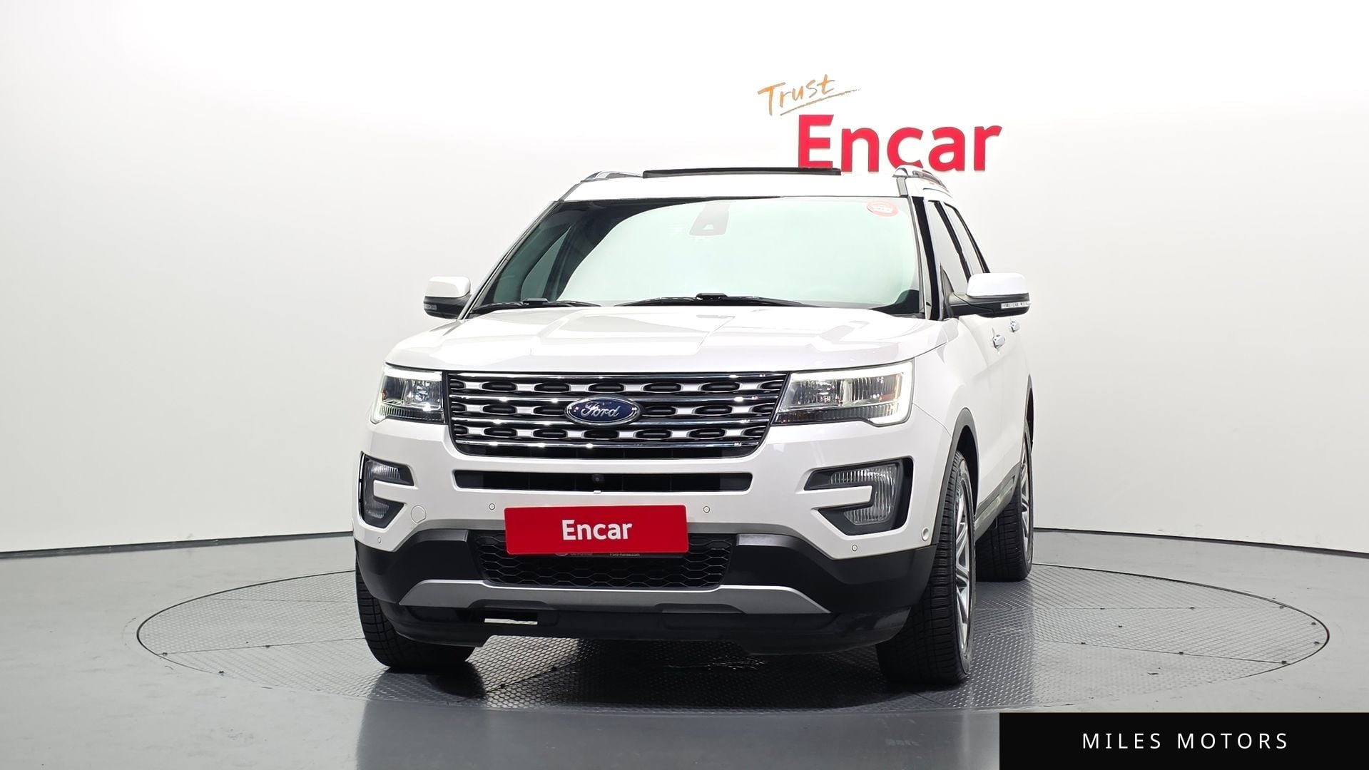 Ford Explorer 2017 — миниатюра 3
