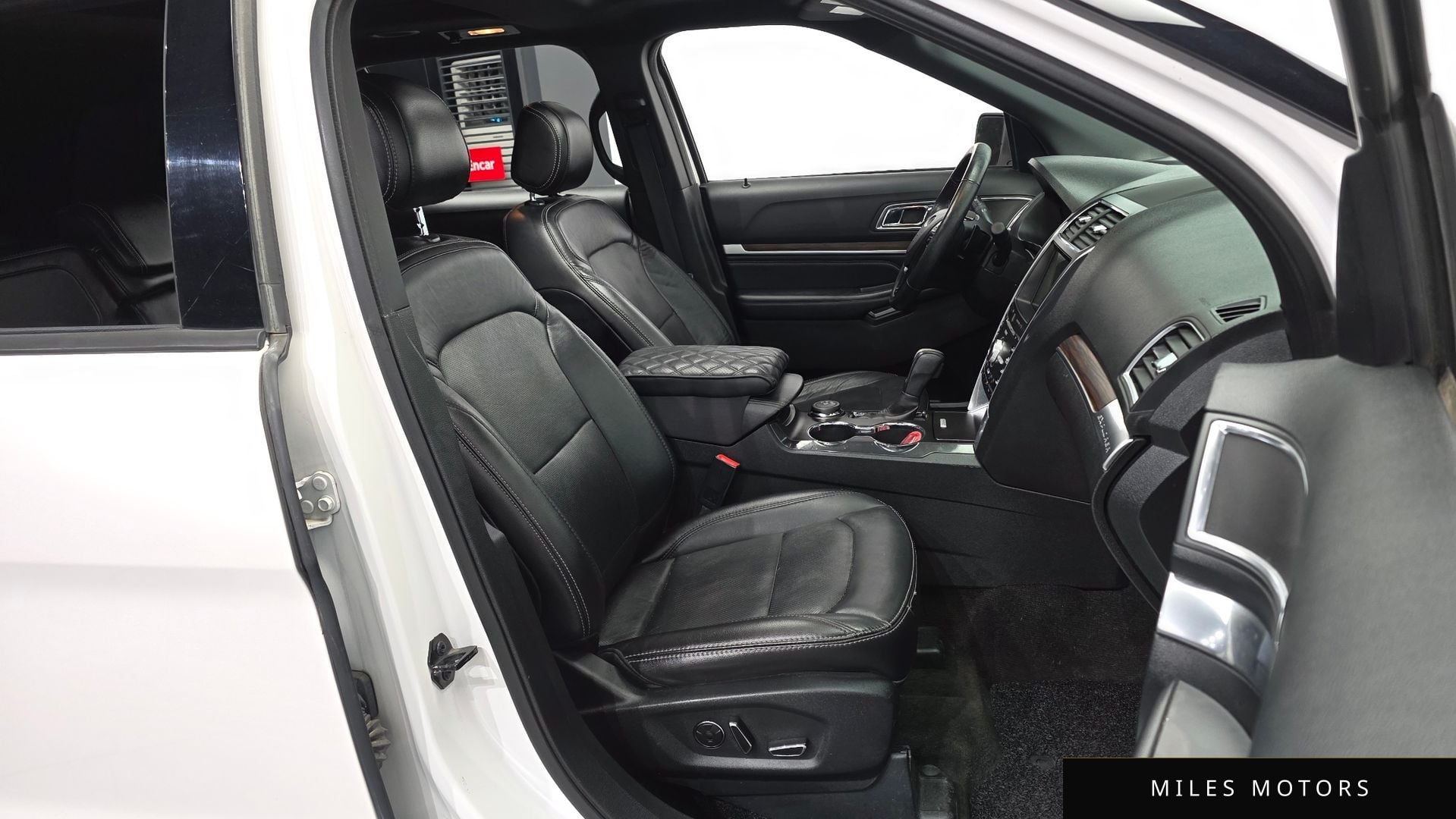 Ford Explorer 2017 — миниатюра 11