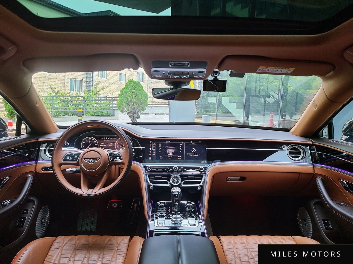 Bentley Flying Spur 2021 — миниатюра 5