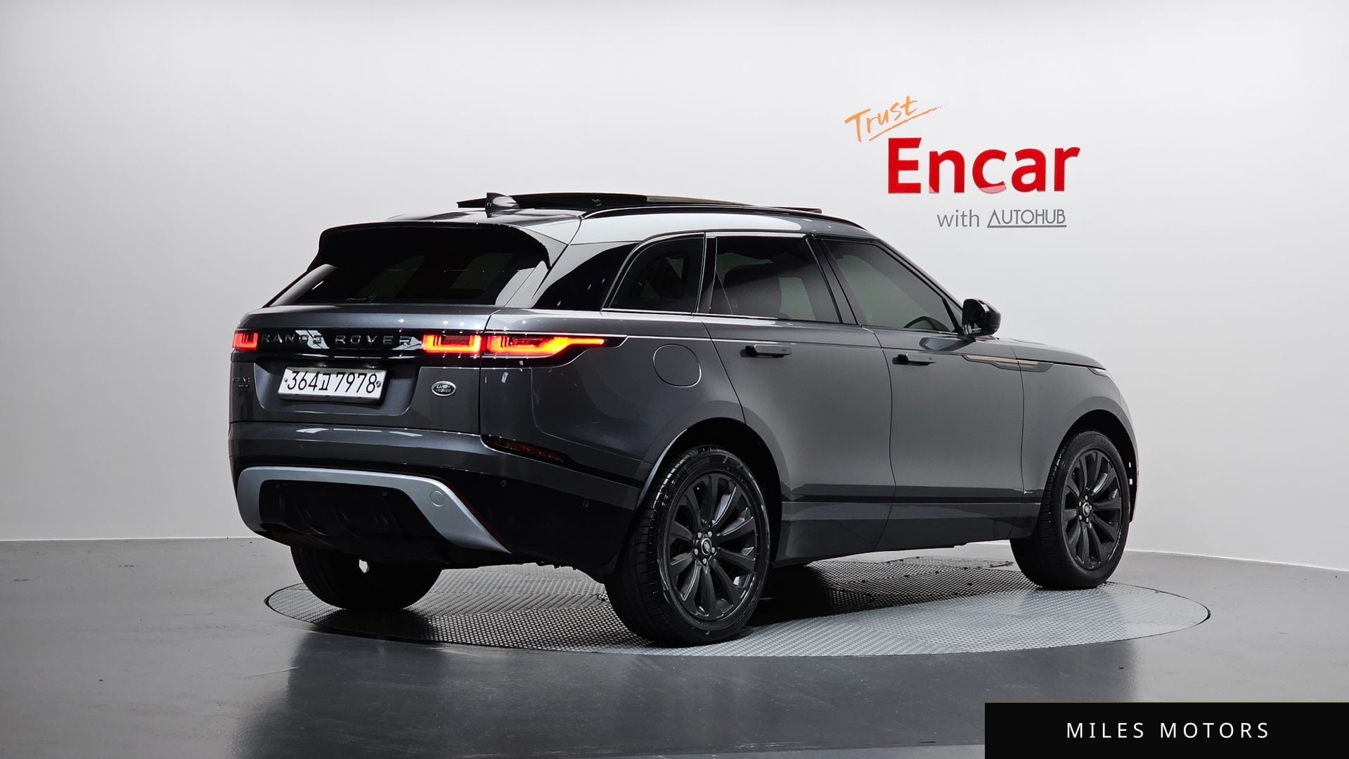 Land Rover Range Rover Velar 2019 — миниатюра 2
