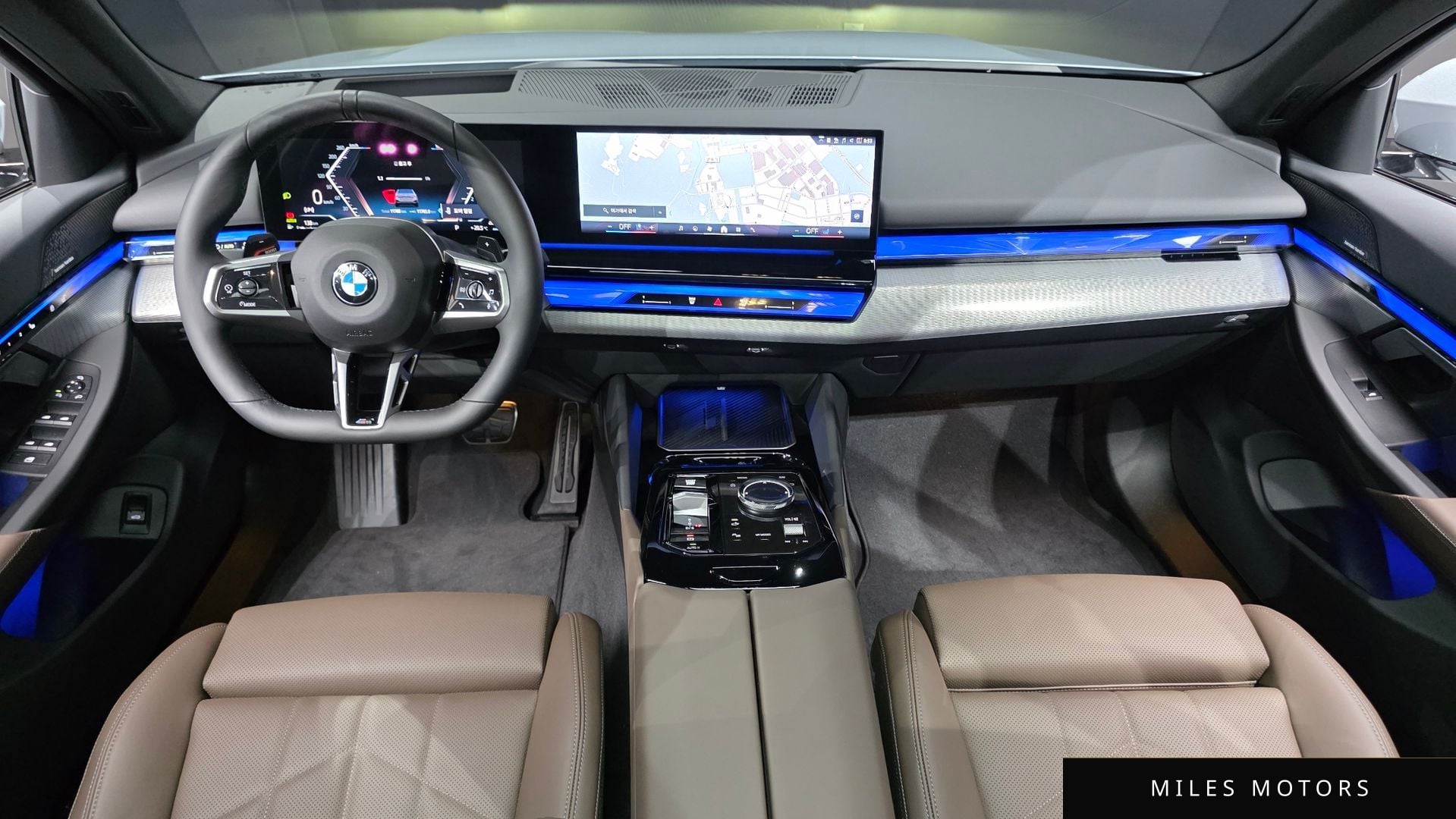BMW 5 Series (G60) 2025 — миниатюра 10