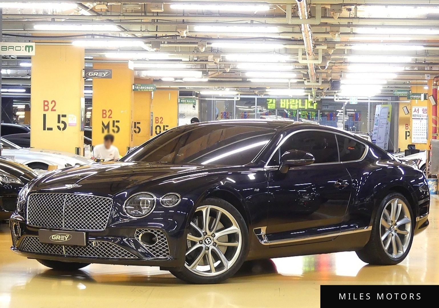 Bentley Continental GT 2022 — миниатюра 2