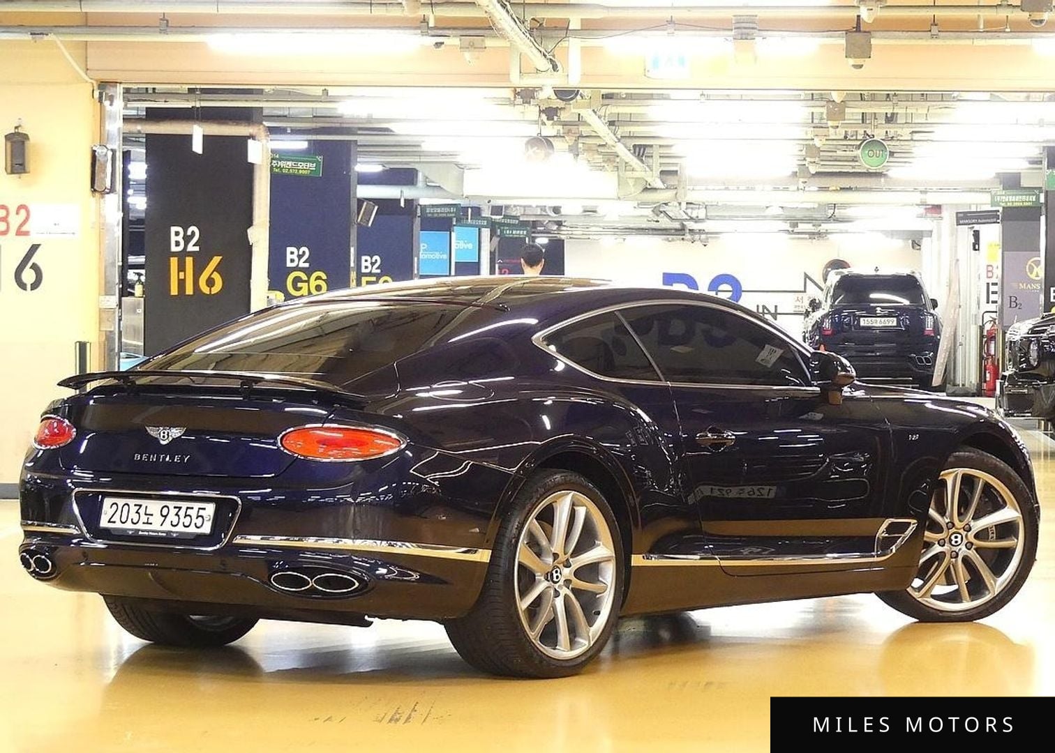 Bentley Continental GT 2022 — миниатюра 3