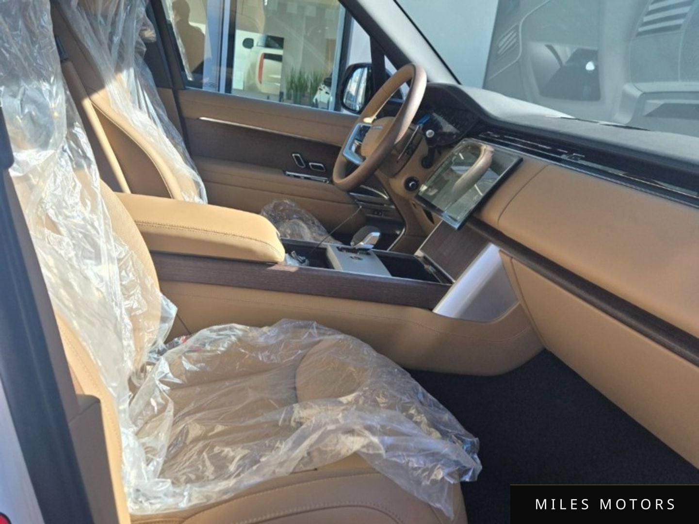 Land Rover Range Rover 2025 — миниатюра 12