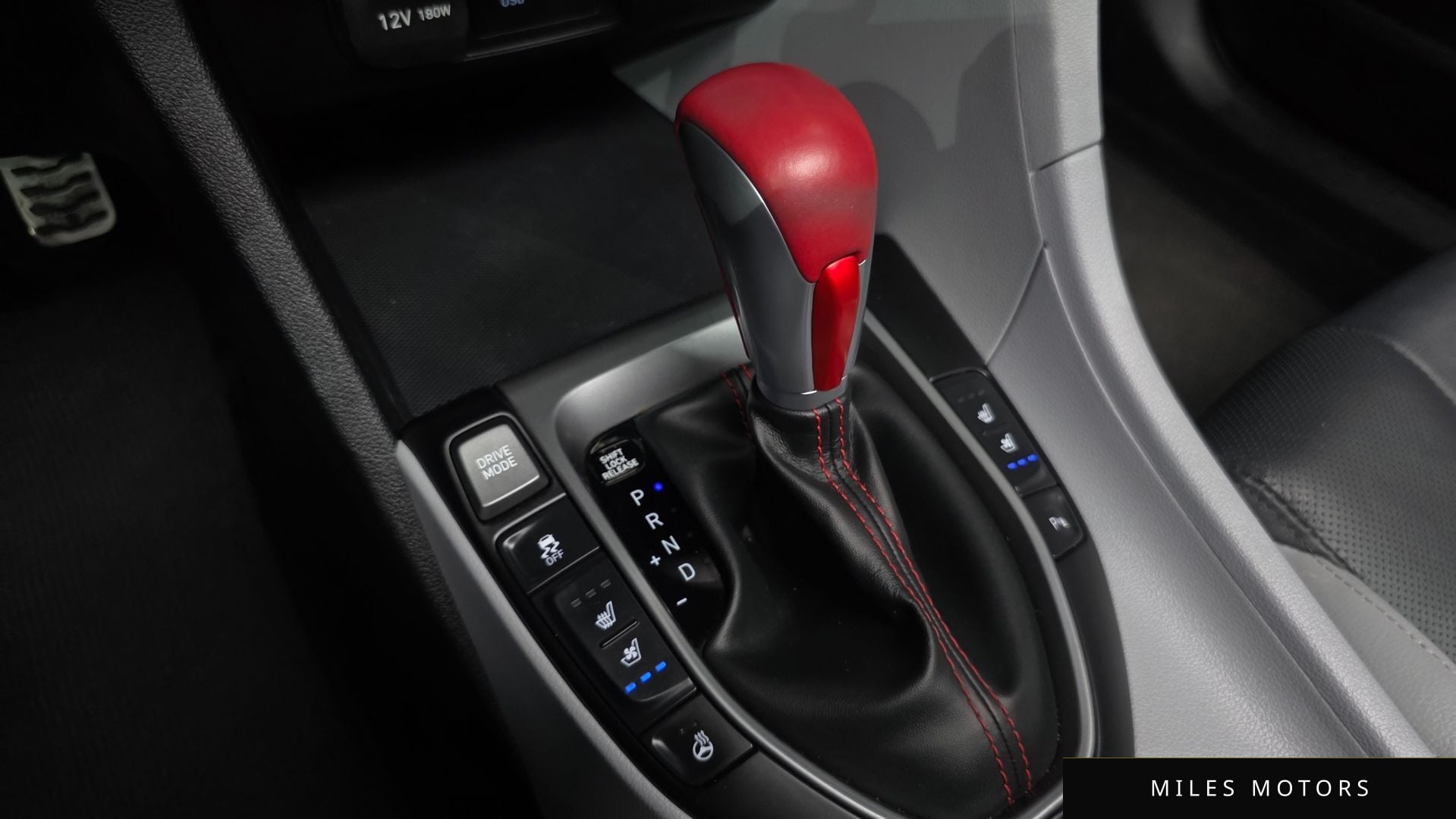 Hyundai Veloster 2018 — миниатюра 12