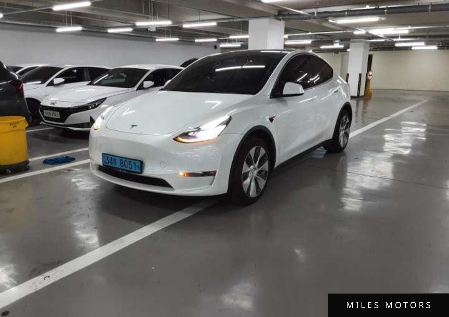 Tesla Model Y 2022 — миниатюра 2