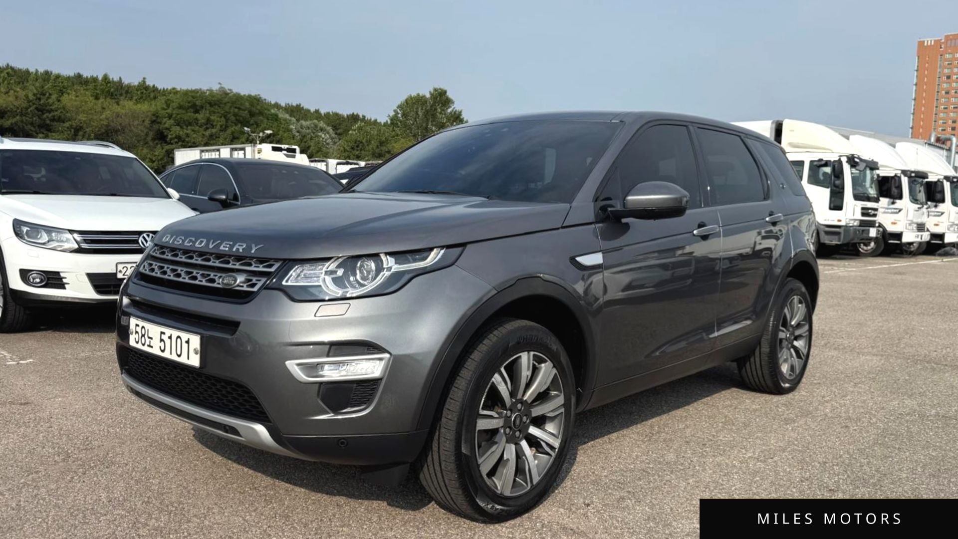 Land Rover Discovery Sport 2018 — фото 1 из 12