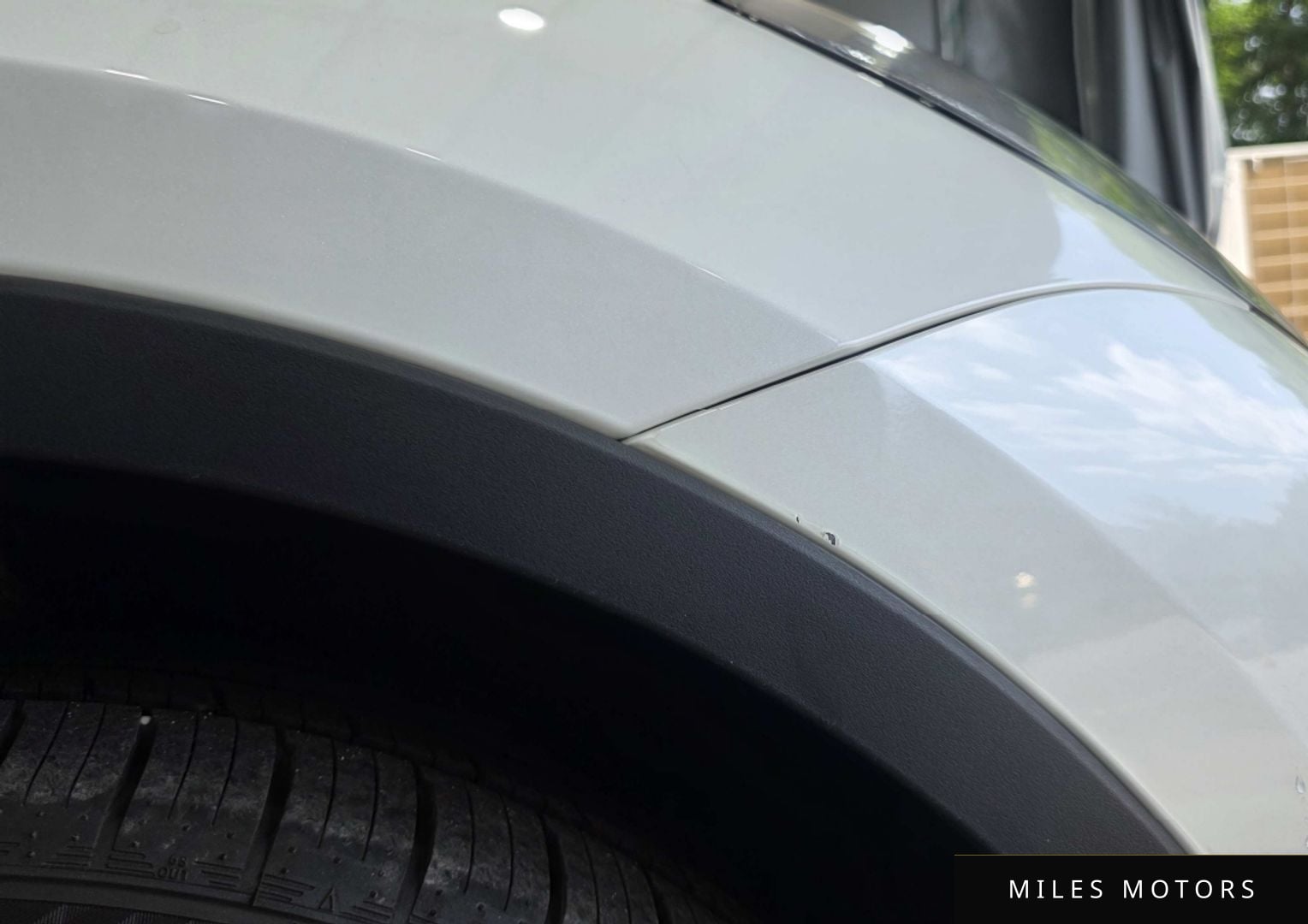 Tesla Model Y 2022 — миниатюра 10