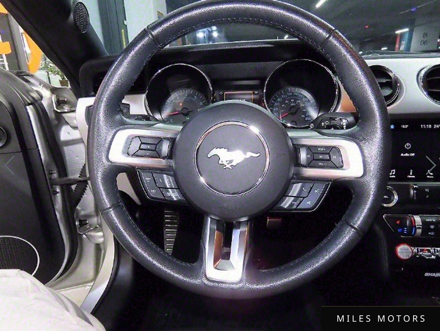 Ford Mustang 2017 — миниатюра 11