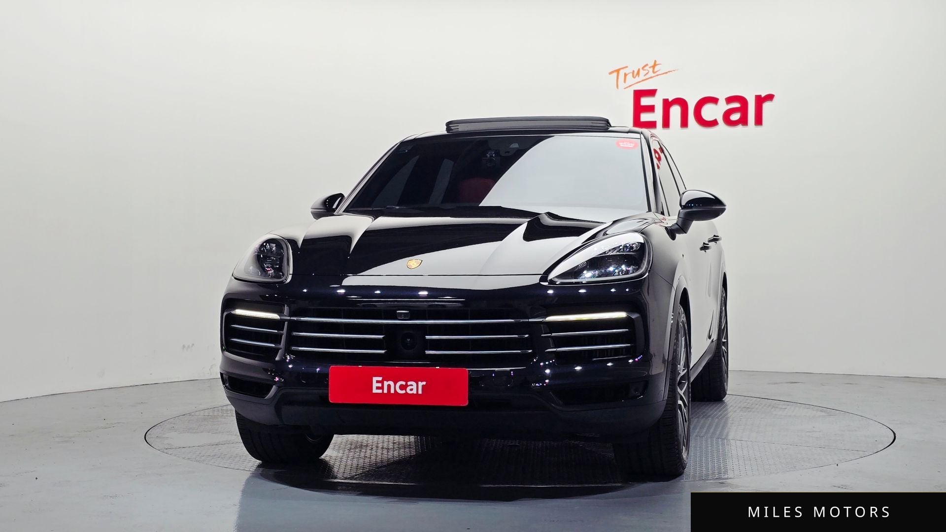 Porsche Cayenne 2022 — миниатюра 3