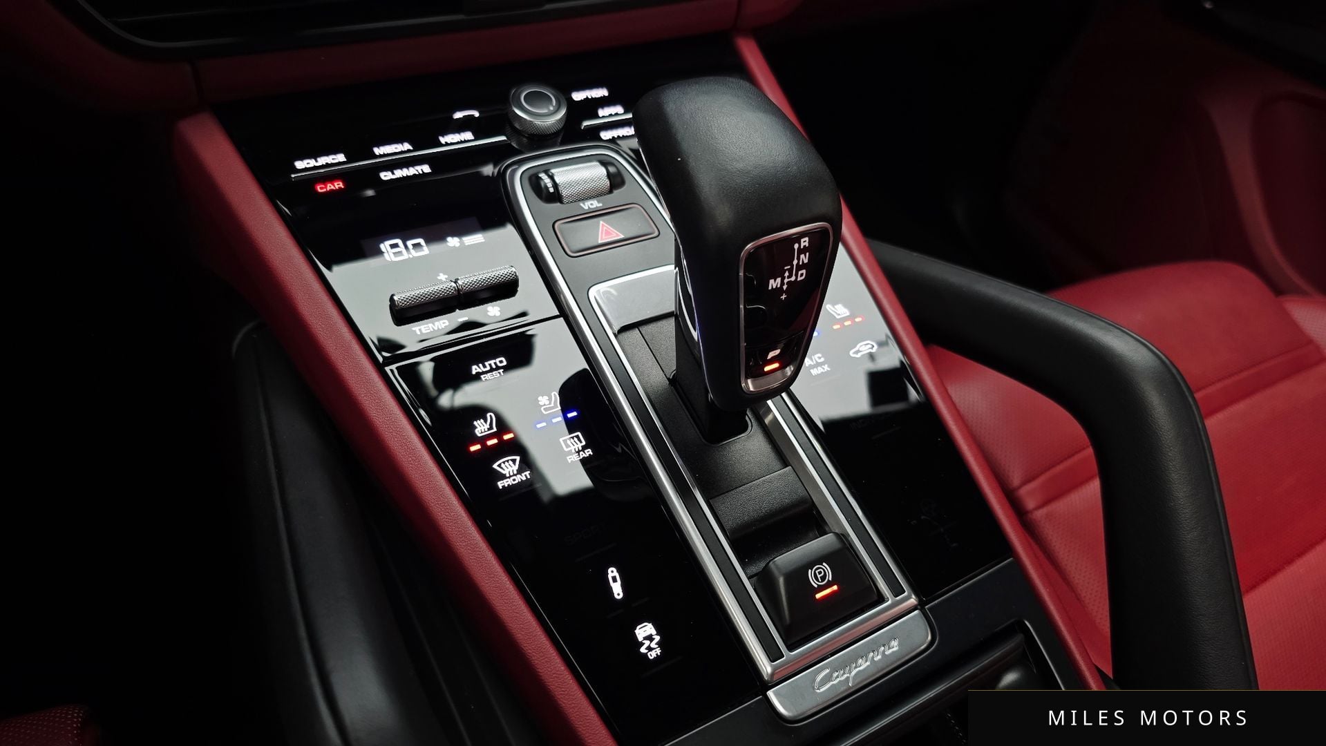 Porsche Cayenne 2022 — миниатюра 9