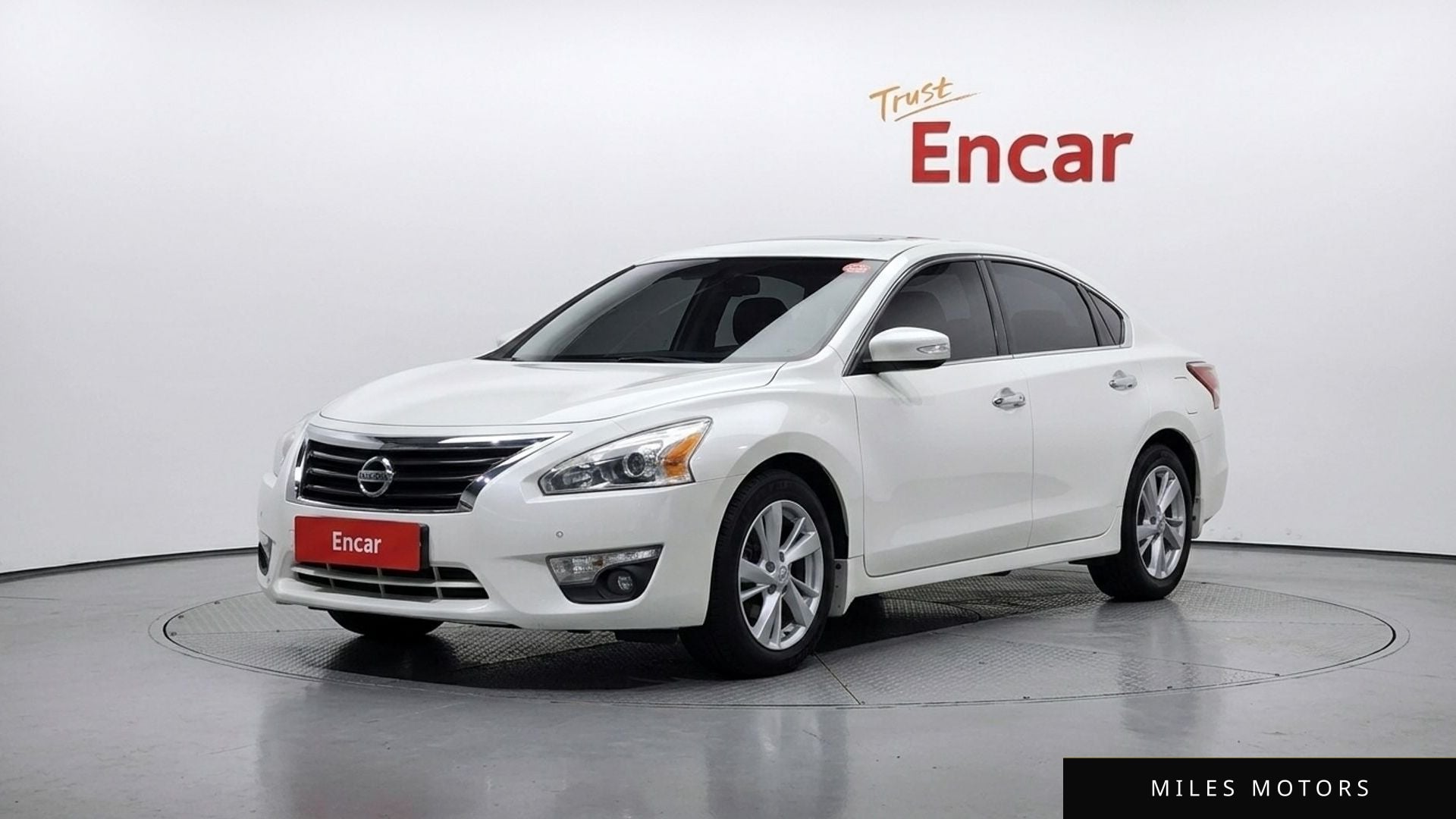Nissan Altima 2016 — фото 1 из 12