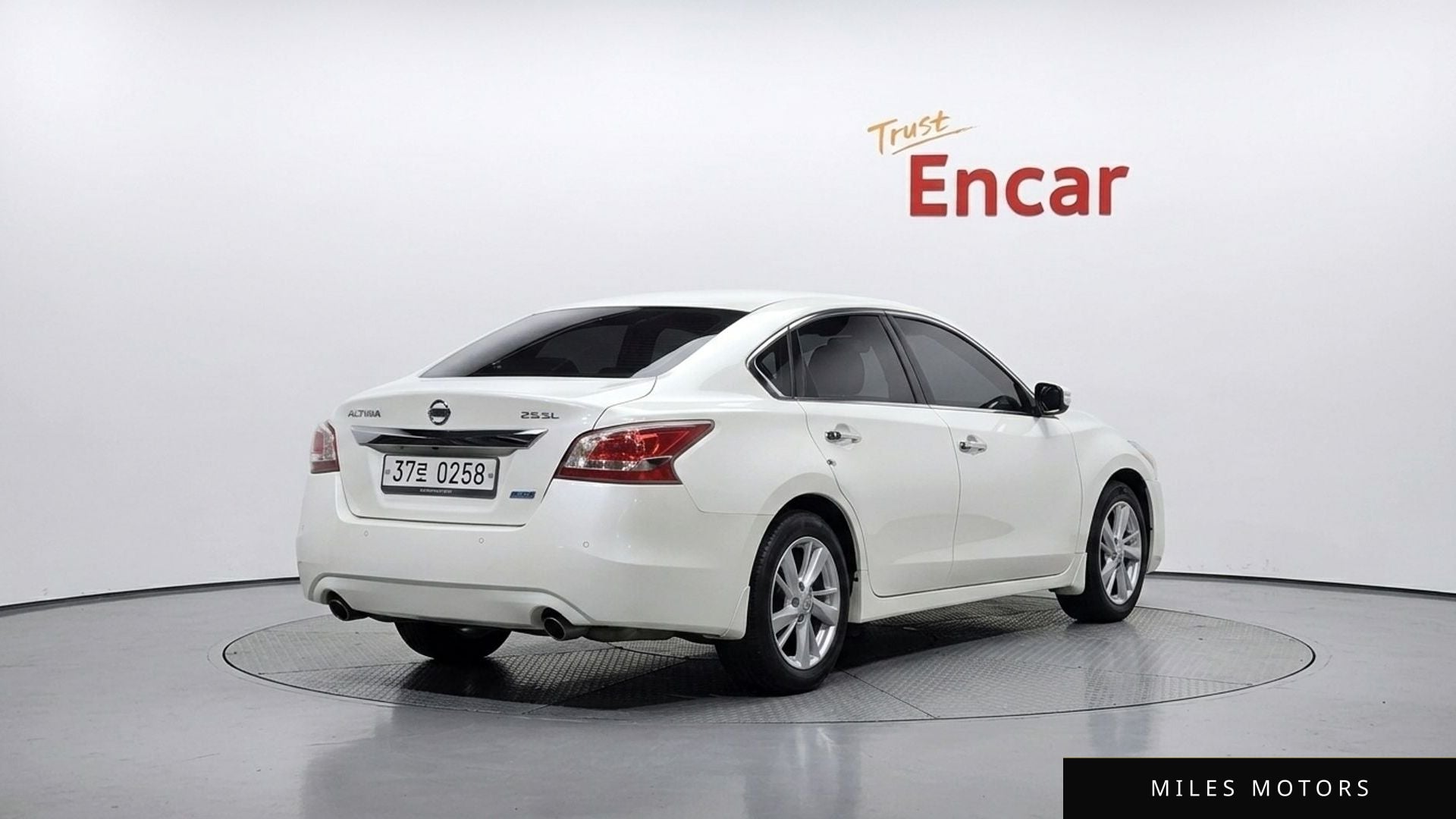 Nissan Altima 2016 — миниатюра 2