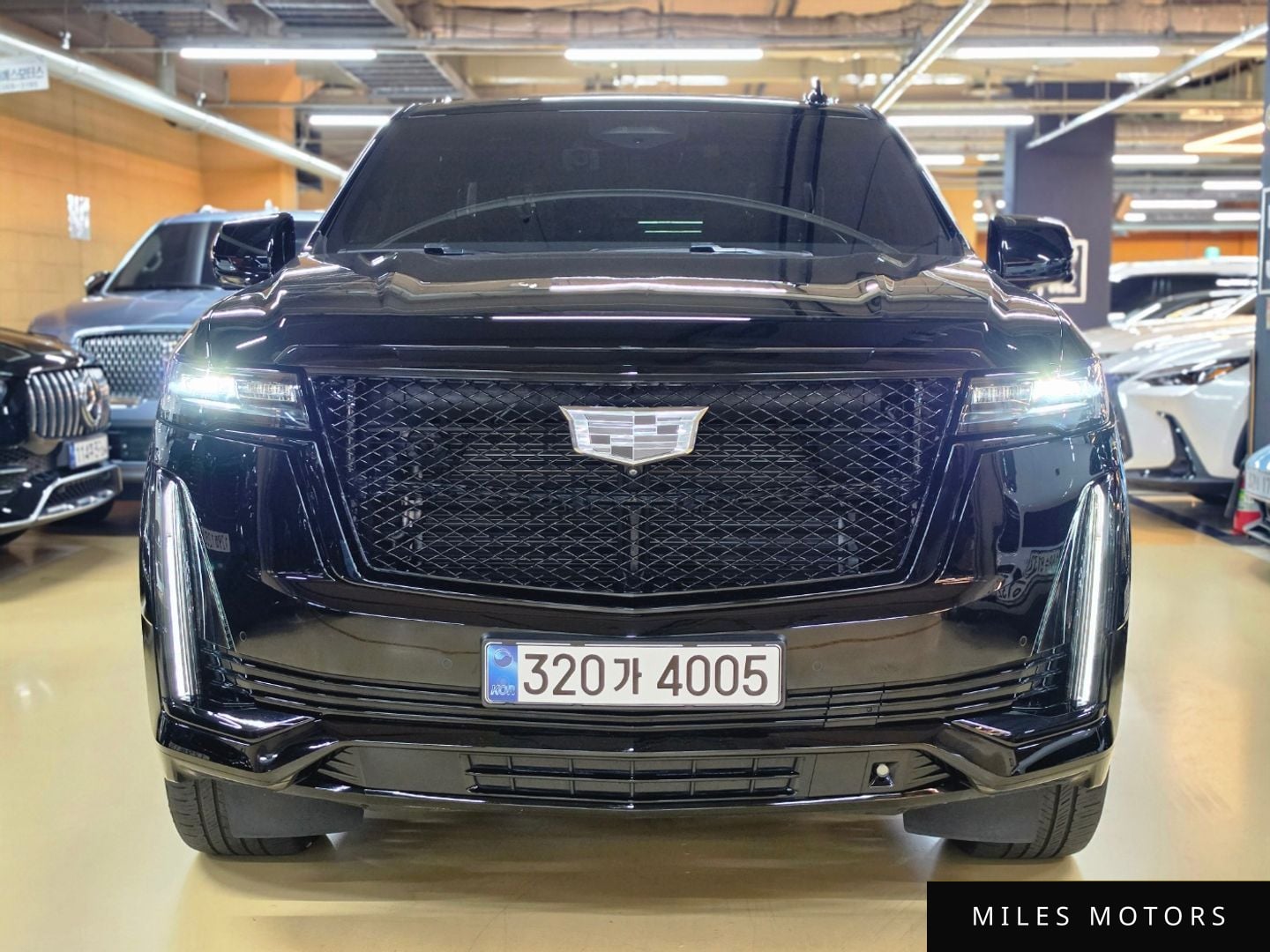 Cadillac Escalade 2022 — фото 1 из 12