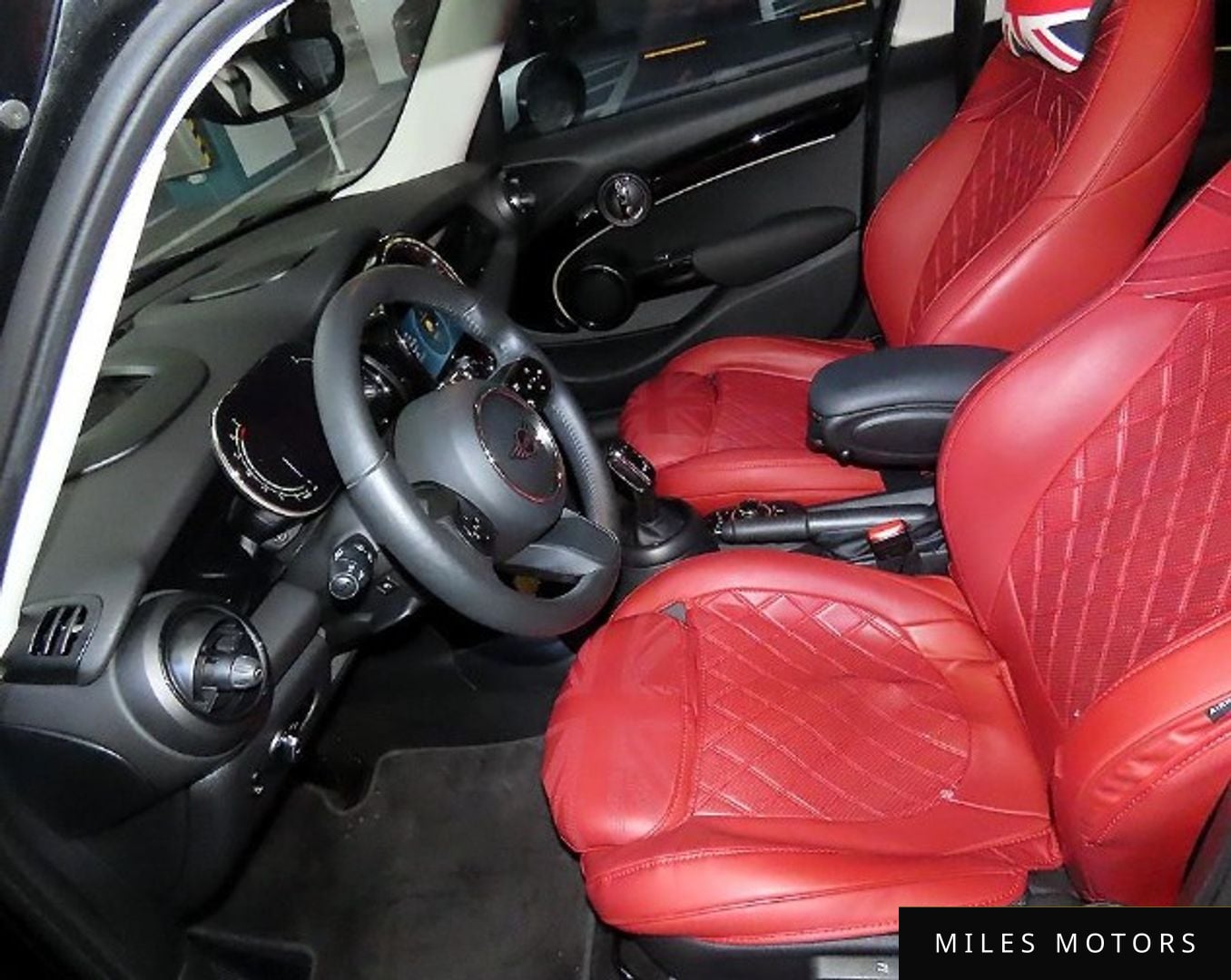 MINI Cooper 2023 — миниатюра 11