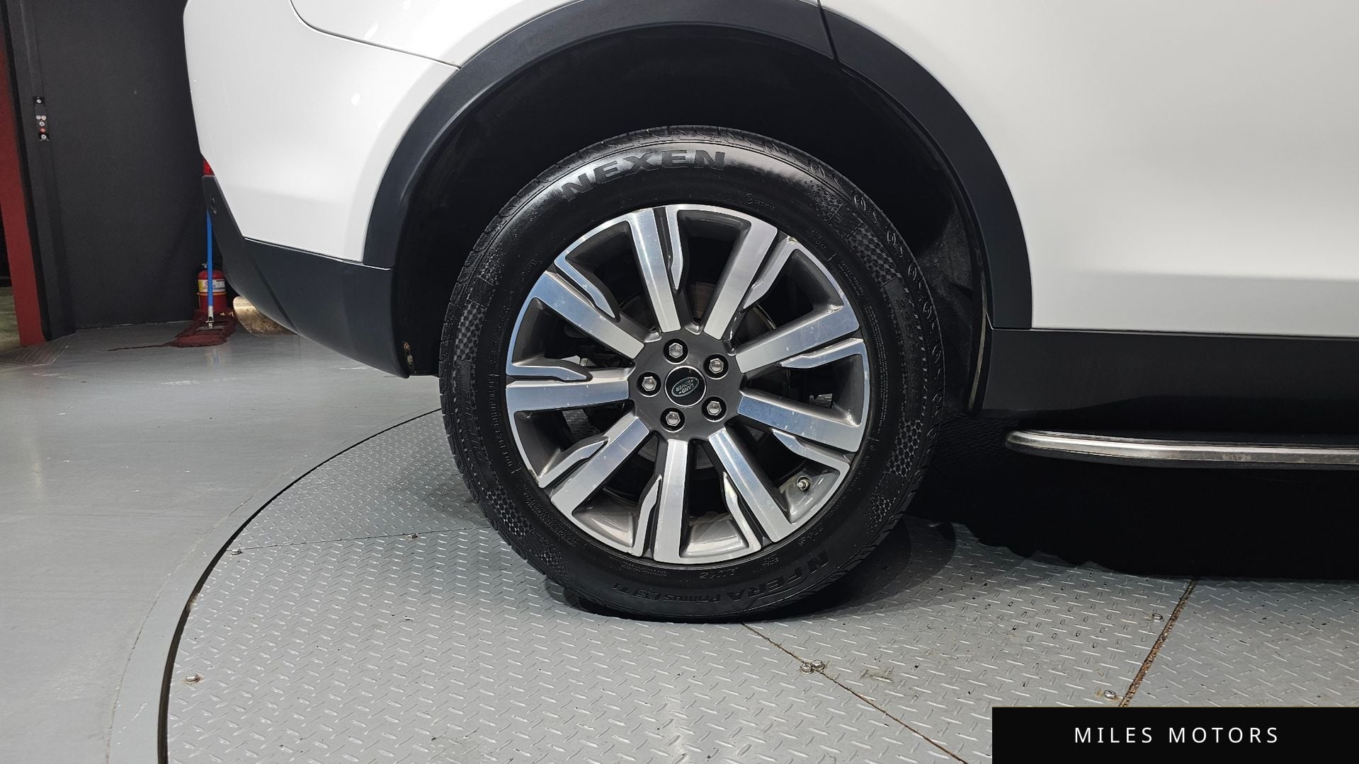Land Rover Discovery Sport 2018 — миниатюра 5
