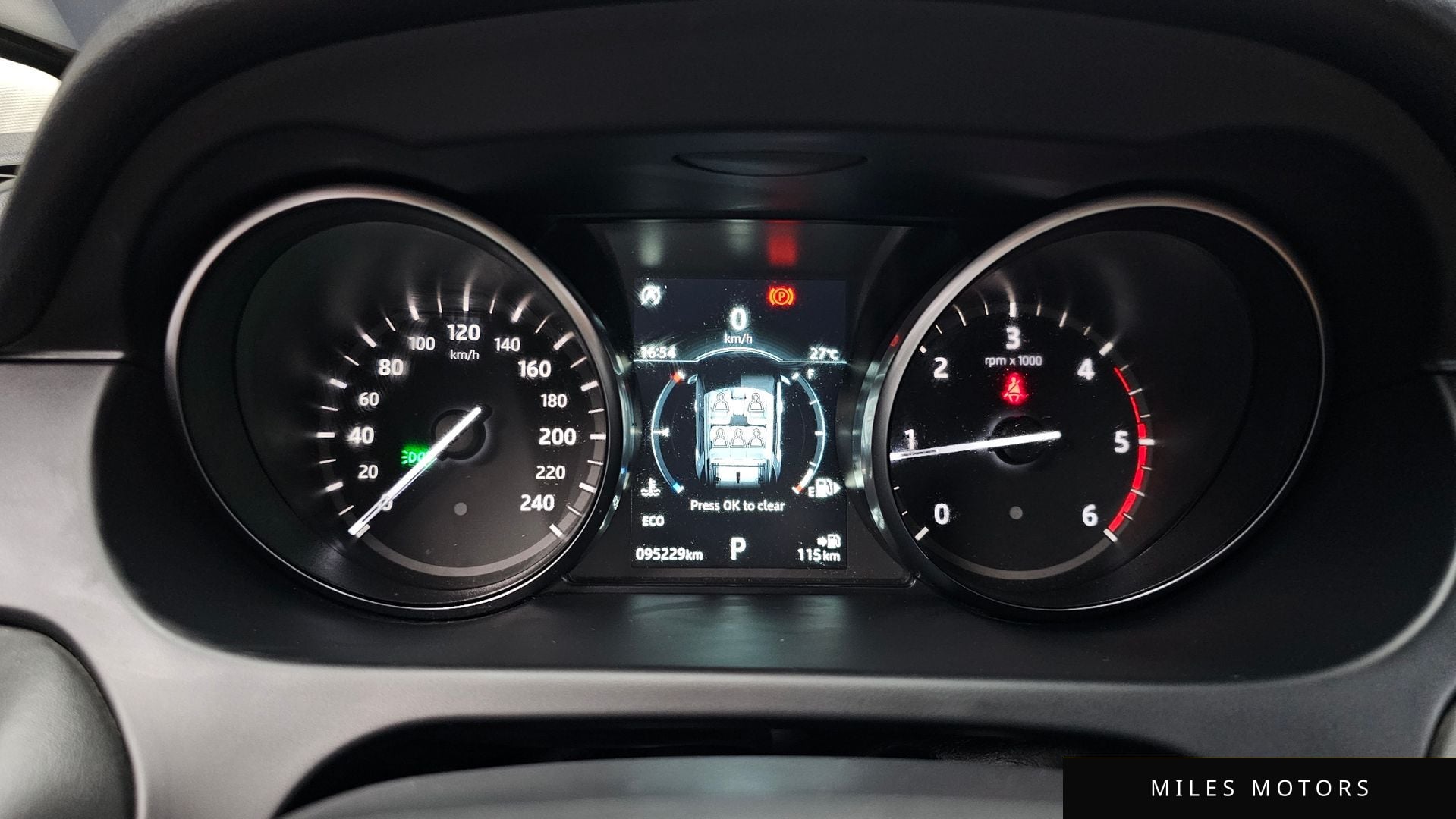 Land Rover Discovery Sport 2018 — миниатюра 8