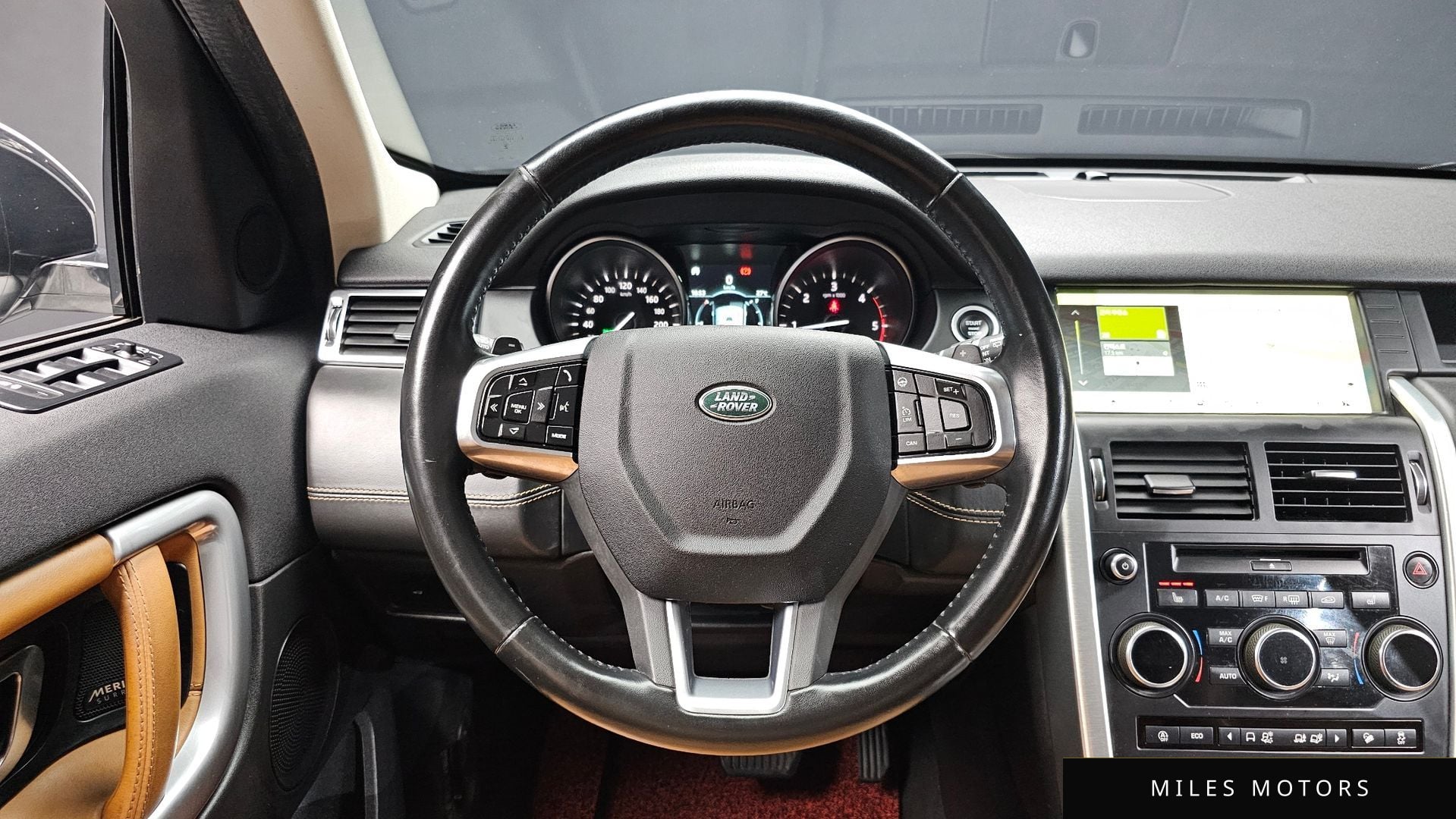 Land Rover Discovery Sport 2018 — миниатюра 12