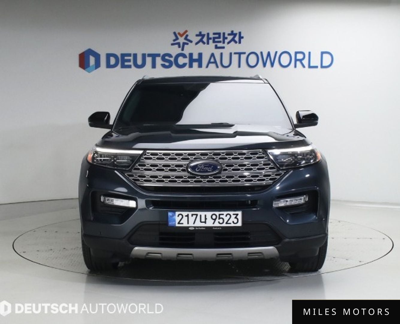 Ford Explorer 2023 — миниатюра 3
